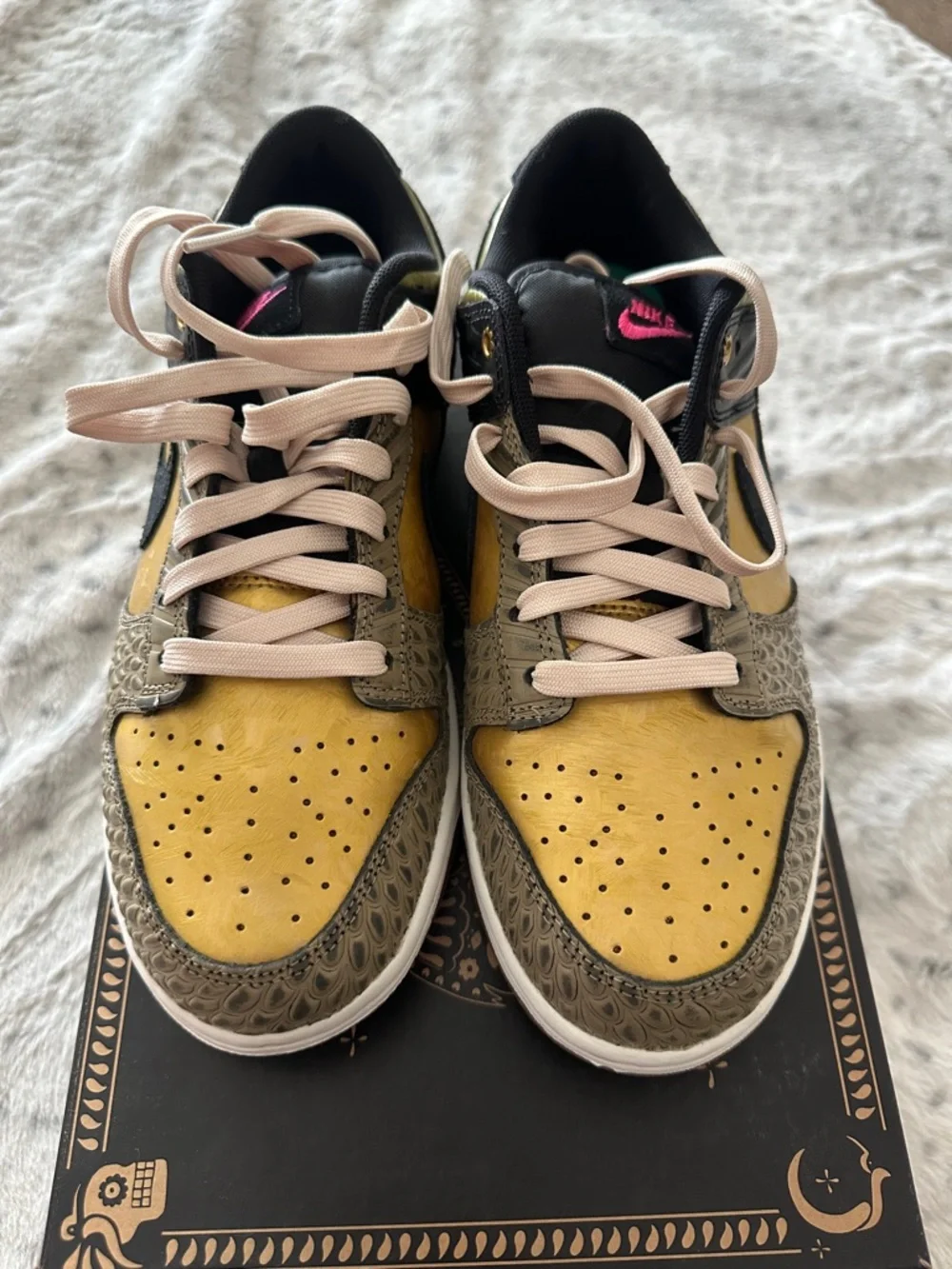 Nike Dunk - Picture 2 of 4
